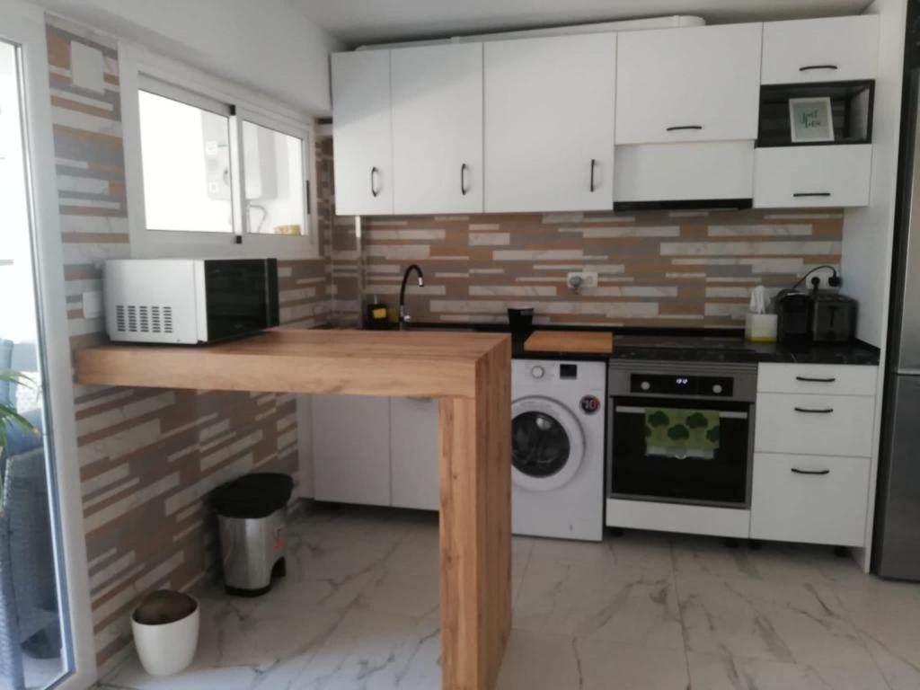 Sunny 3 Bed Beach Flat - Large Terrace With Sea View Puerto de Sagunto Exterior foto